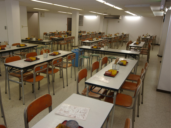 Wide classroom